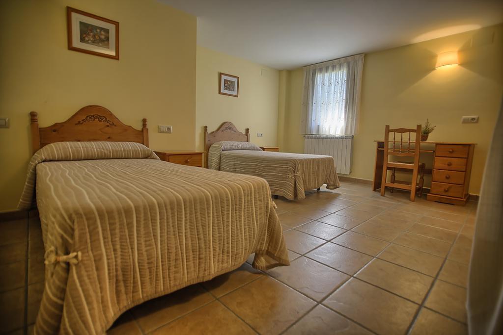 Apartamentos Casa Riu Sahun Bilik gambar