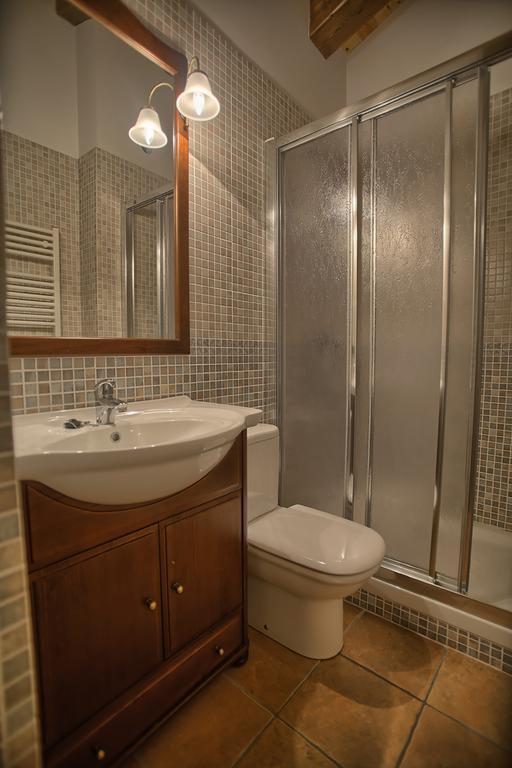 Apartamentos Casa Riu Sahun Bilik gambar